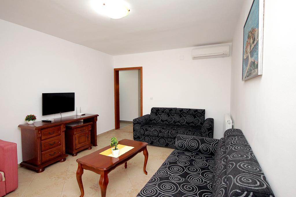 Apartmani More Sveti Stefan Exterior foto
